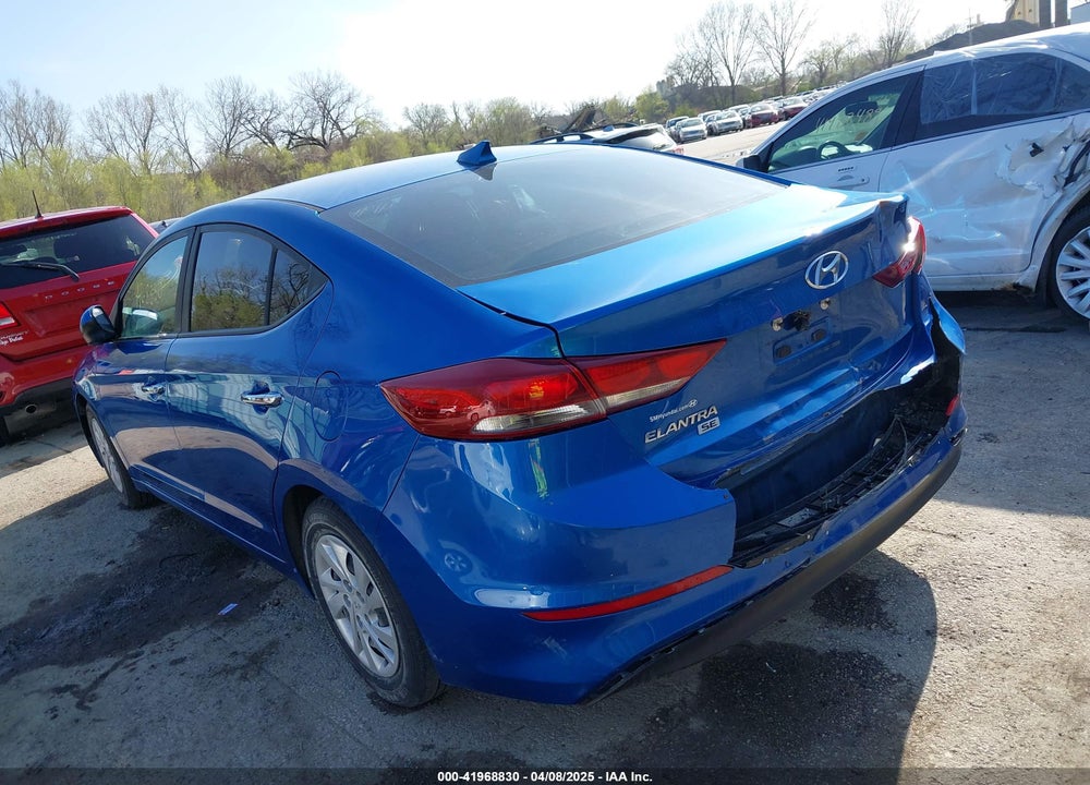 2017 HYUNDAI ELANTRA VIN: 5NPD74LF1HH177191