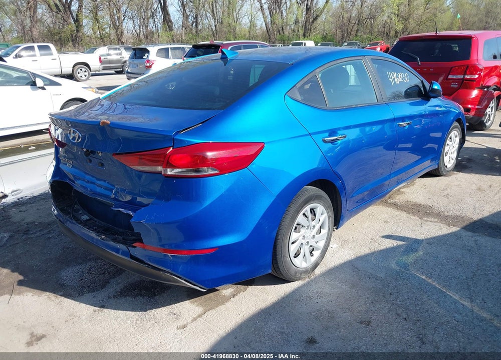 2017 HYUNDAI ELANTRA VIN: 5NPD74LF1HH177191