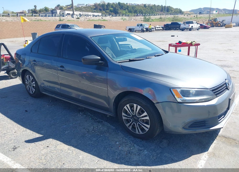 2013 VOLKSWAGEN JETTA 2.0L S VIN: 3VW2K7AJ0DM317490