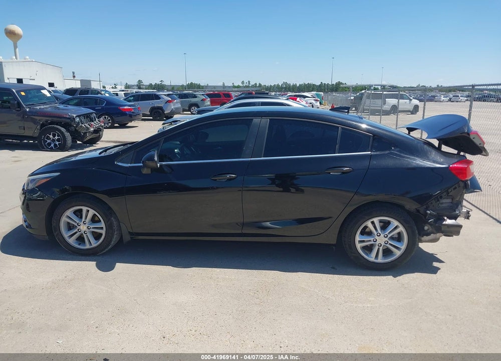 2017 CHEVROLET CRUZE LT AUTO VIN: 1G1BE5SM3H7111273