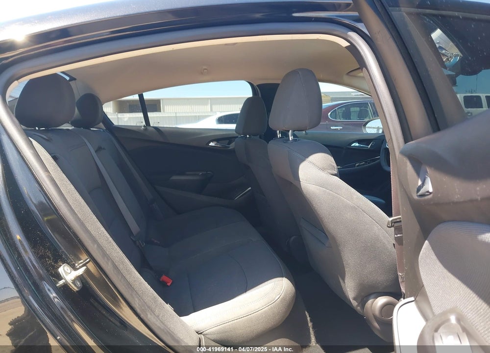 2017 CHEVROLET CRUZE LT AUTO VIN: 1G1BE5SM3H7111273