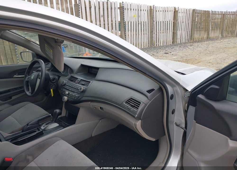2009 HONDA ACCORD VIN: 1HGCP264X9A106611