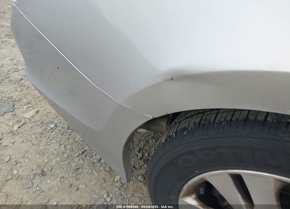 2009 HONDA ACCORD VIN: 1HGCP264X9A106611