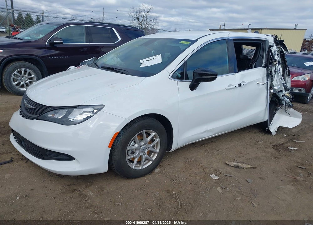 2025 CHRYSLER VOYAGER LX VIN: 2C4RC1CG5SR537954