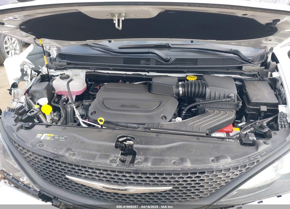 2025 CHRYSLER VOYAGER LX VIN: 2C4RC1CG5SR537954