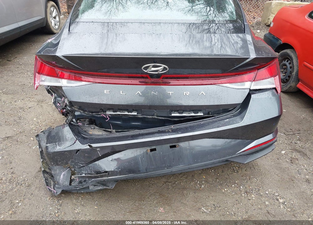 2021 HYUNDAI ELANTRA VIN: 5NPLM4AG8MH026696