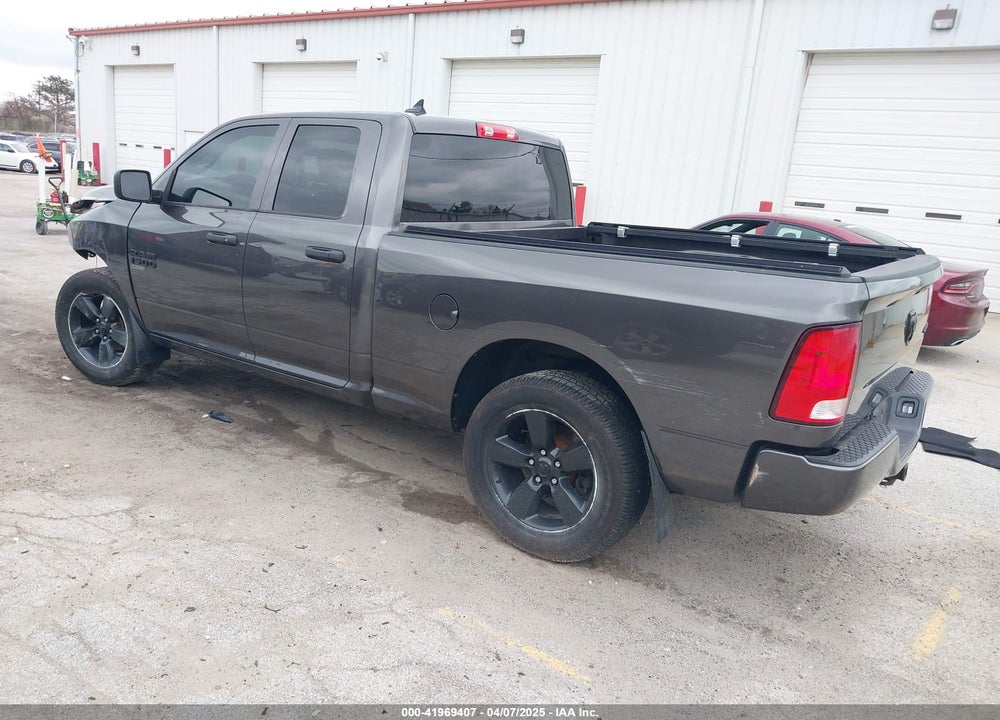 2019 RAM 1500 CLASSIC EXPRESS  4X4 6'4" BOX VIN: 1C6RR7FG1KS547920