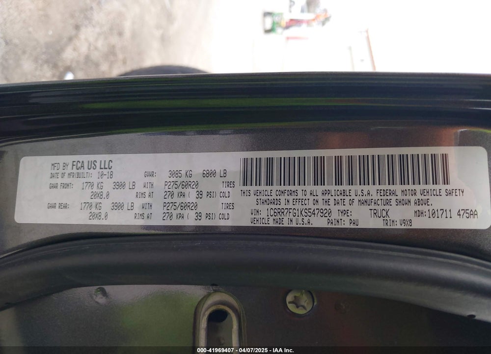 2019 RAM 1500 CLASSIC EXPRESS  4X4 6'4" BOX VIN: 1C6RR7FG1KS547920