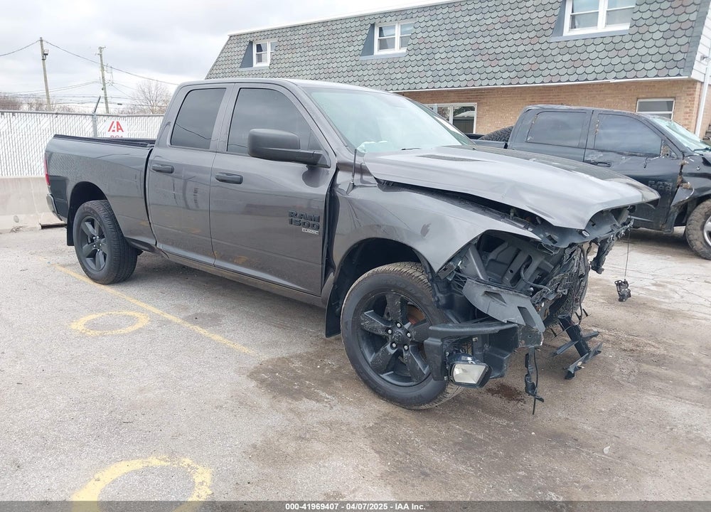 2019 RAM 1500 CLASSIC EXPRESS  4X4 6'4" BOX VIN: 1C6RR7FG1KS547920