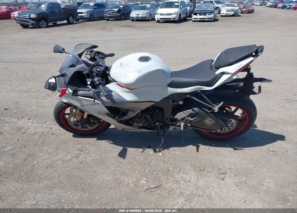 2025 KAWASAKI ZX636 K VIN: JKBZXJJ14SA020156