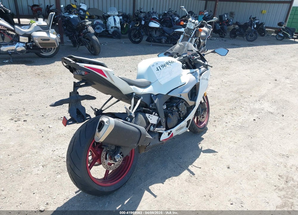 2025 KAWASAKI ZX636 K VIN: JKBZXJJ14SA020156