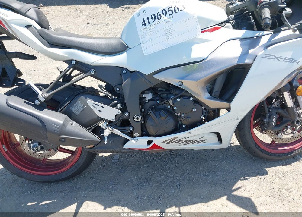 2025 KAWASAKI ZX636 K VIN: JKBZXJJ14SA020156