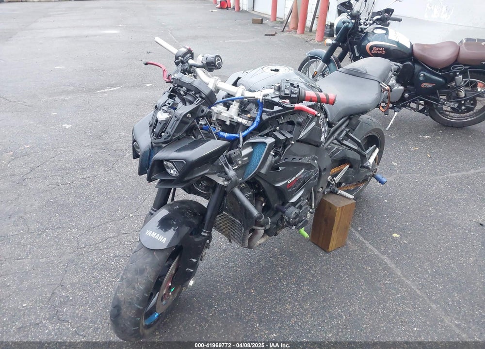 2017 YAMAHA FZ10 VIN: JYARN48E7HA000904