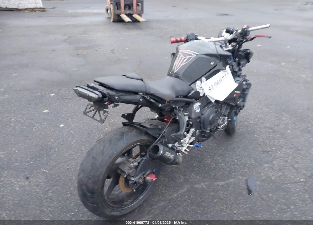 2017 YAMAHA FZ10 VIN: JYARN48E7HA000904