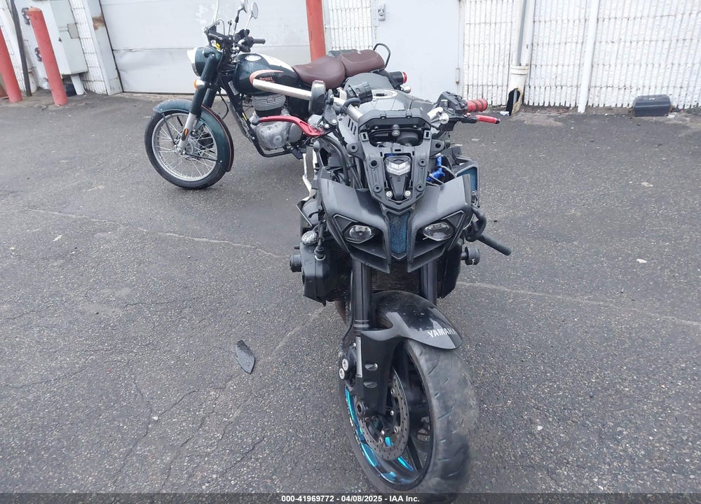 2017 YAMAHA FZ10 VIN: JYARN48E7HA000904