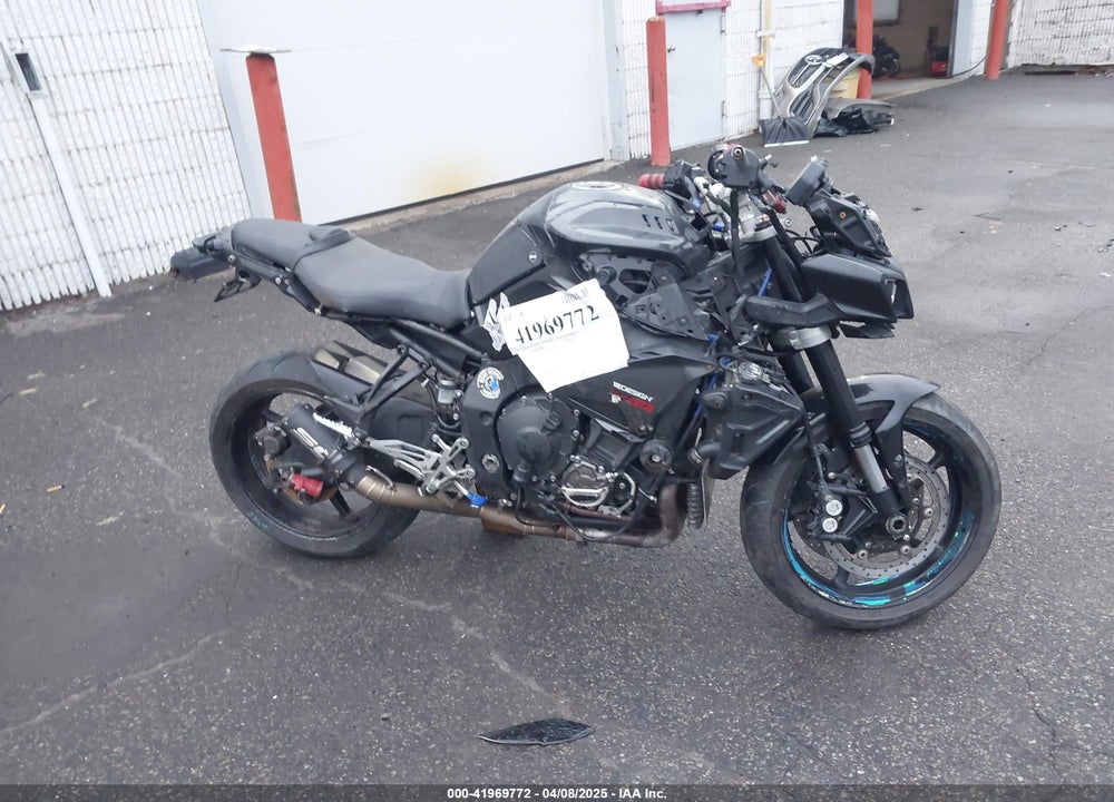 2017 YAMAHA FZ10 VIN: JYARN48E7HA000904