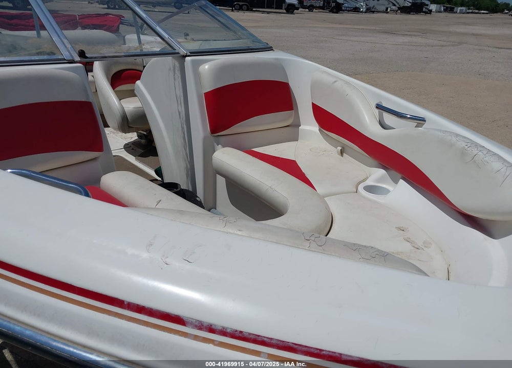 2003 LARSON OTHER VIN: LAR68680G203