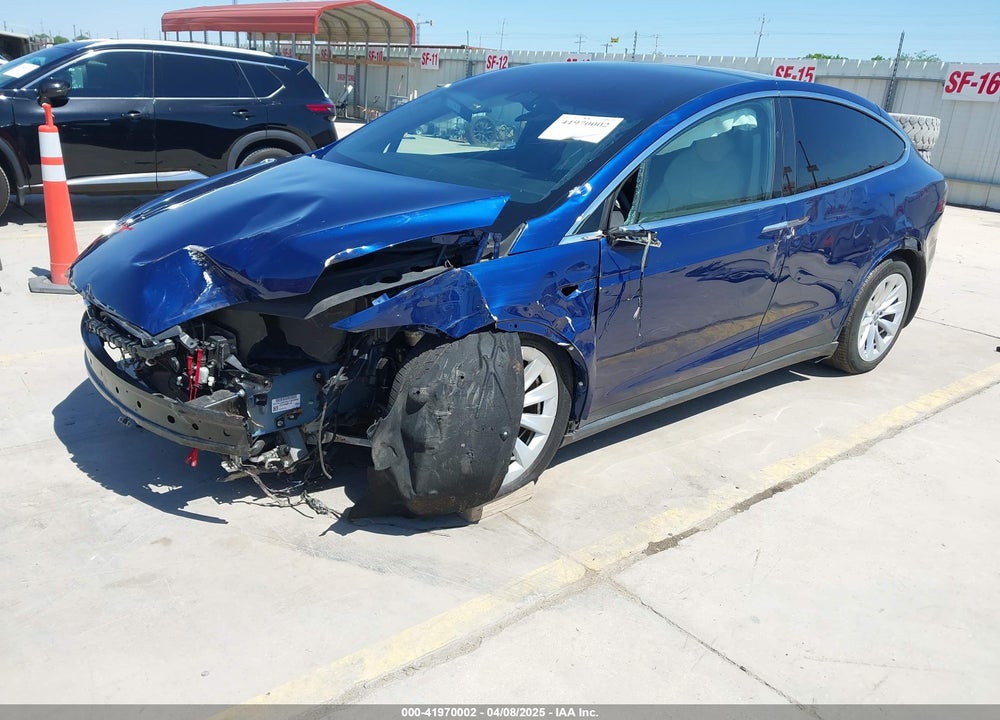2020 TESLA MODEL X VIN: 5YJXCDE20LF302966