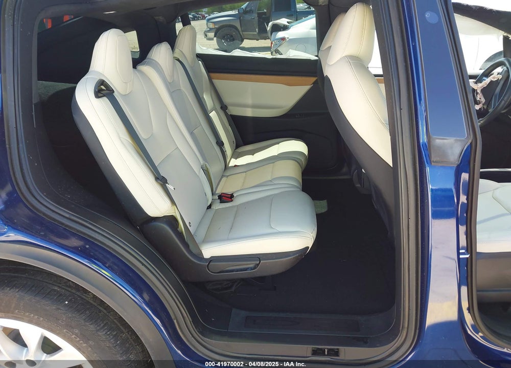 2020 TESLA MODEL X VIN: 5YJXCDE20LF302966