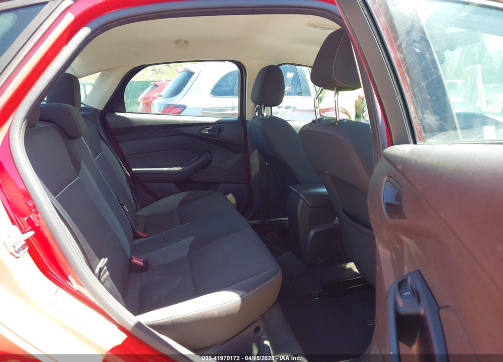 2012 FORD FOCUS SE VIN: 1FAHP3F23CL333598