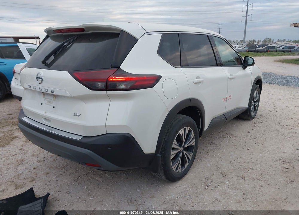 2021 NISSAN ROGUE SV FWD VIN: 5N1AT3BA2MC833169