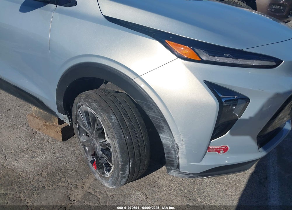 2023 CHEVROLET BOLT EUV VIN: 1G1FY6S00P4107001