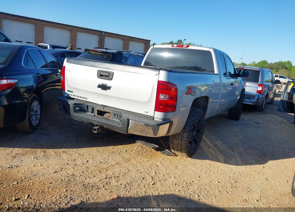 2011 CHEVROLET SILVERADO VIN: 1GCRKSE38BZ307298