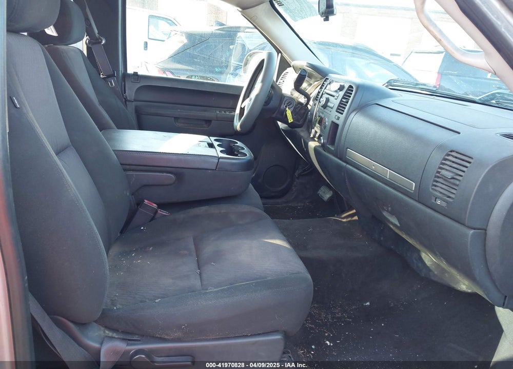 2011 CHEVROLET SILVERADO VIN: 1GCRKSE38BZ307298