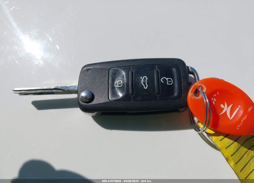 2013 VOLKSWAGEN TIGUAN VIN: WVGBV7AX7DW511699