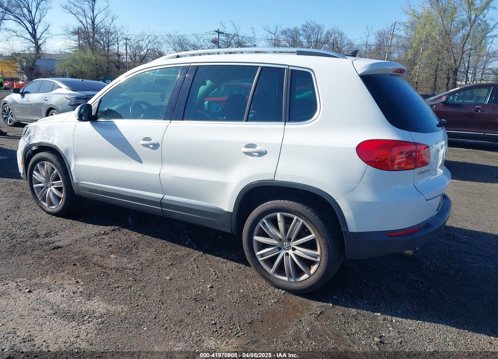 2013 VOLKSWAGEN TIGUAN VIN: WVGBV7AX7DW511699