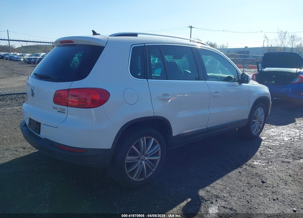 2013 VOLKSWAGEN TIGUAN VIN: WVGBV7AX7DW511699