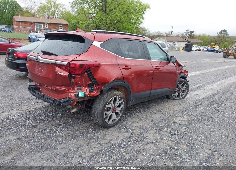 2021 KIA SELTOS VIN: KNDEUCA27M7141978