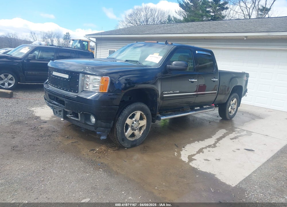 2011 GMC SIERRA 2500HD VIN: 1GT125C85BF190441