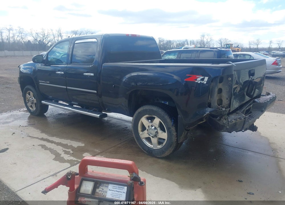 2011 GMC SIERRA 2500HD VIN: 1GT125C85BF190441