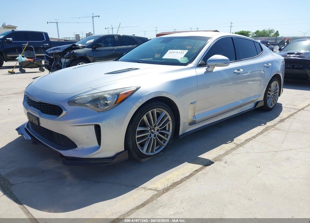 2018 KIA STINGER VIN: KNAE15LA8J6033022