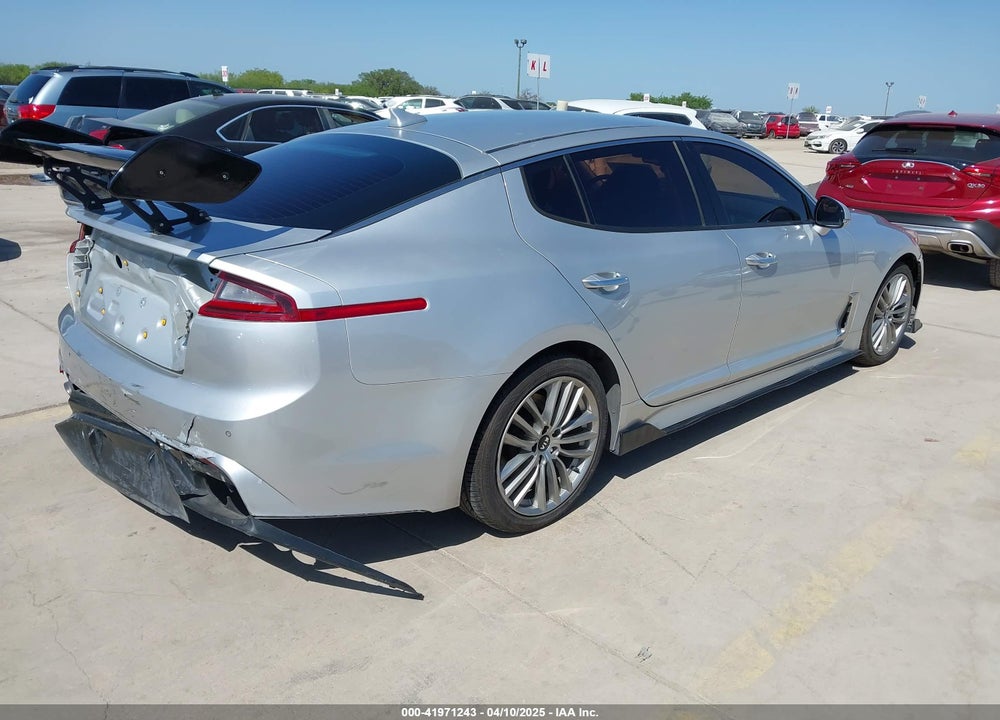 2018 KIA STINGER VIN: KNAE15LA8J6033022