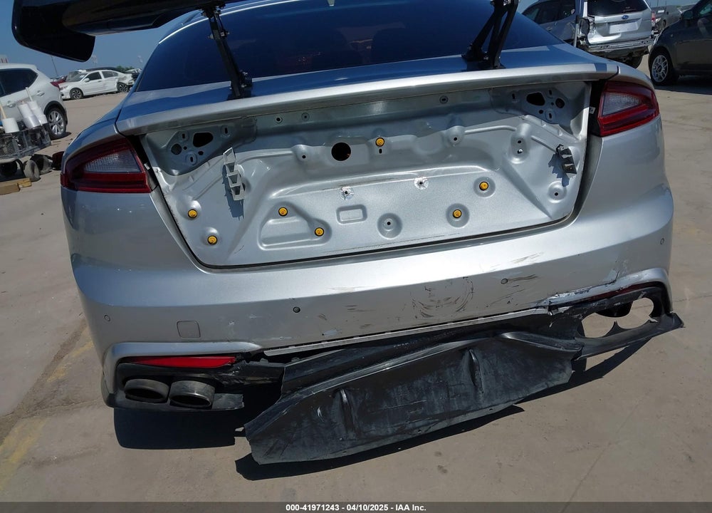 2018 KIA STINGER VIN: KNAE15LA8J6033022