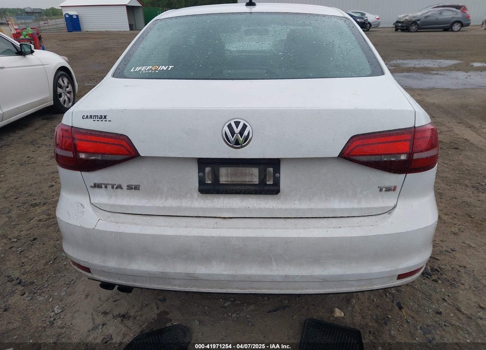 2016 VOLKSWAGEN JETTA 1.4T SE VIN: 3VWD67AJ5GM221145