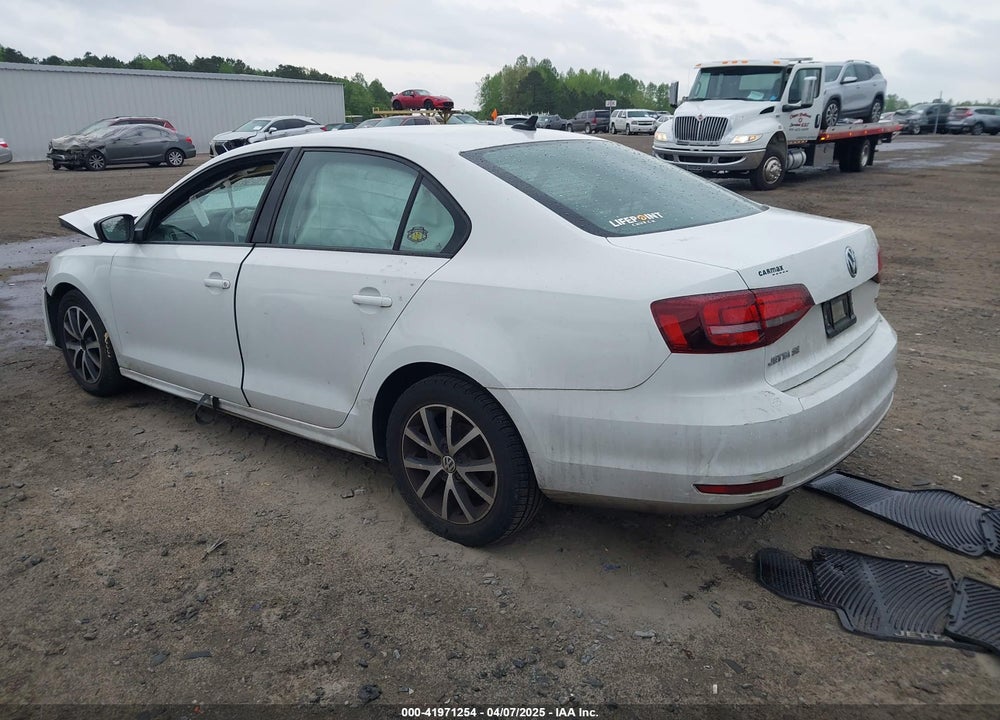 2016 VOLKSWAGEN JETTA 1.4T SE VIN: 3VWD67AJ5GM221145