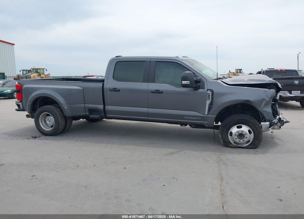 2023 FORD F-350 XL VIN: 1FT8W3DT0PEE22337