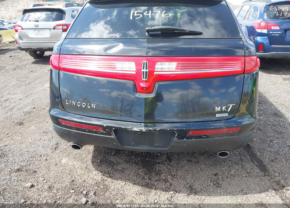 2016 LINCOLN MKT VIN: 2LMHJ5NK7GBL00747