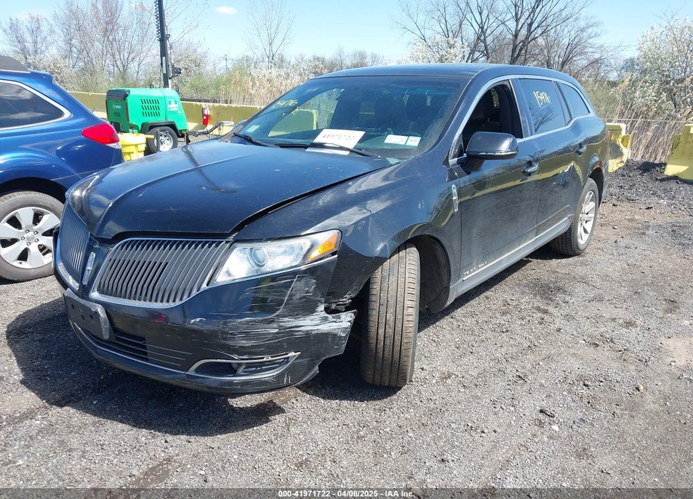 2016 LINCOLN MKT VIN: 2LMHJ5NK7GBL00747