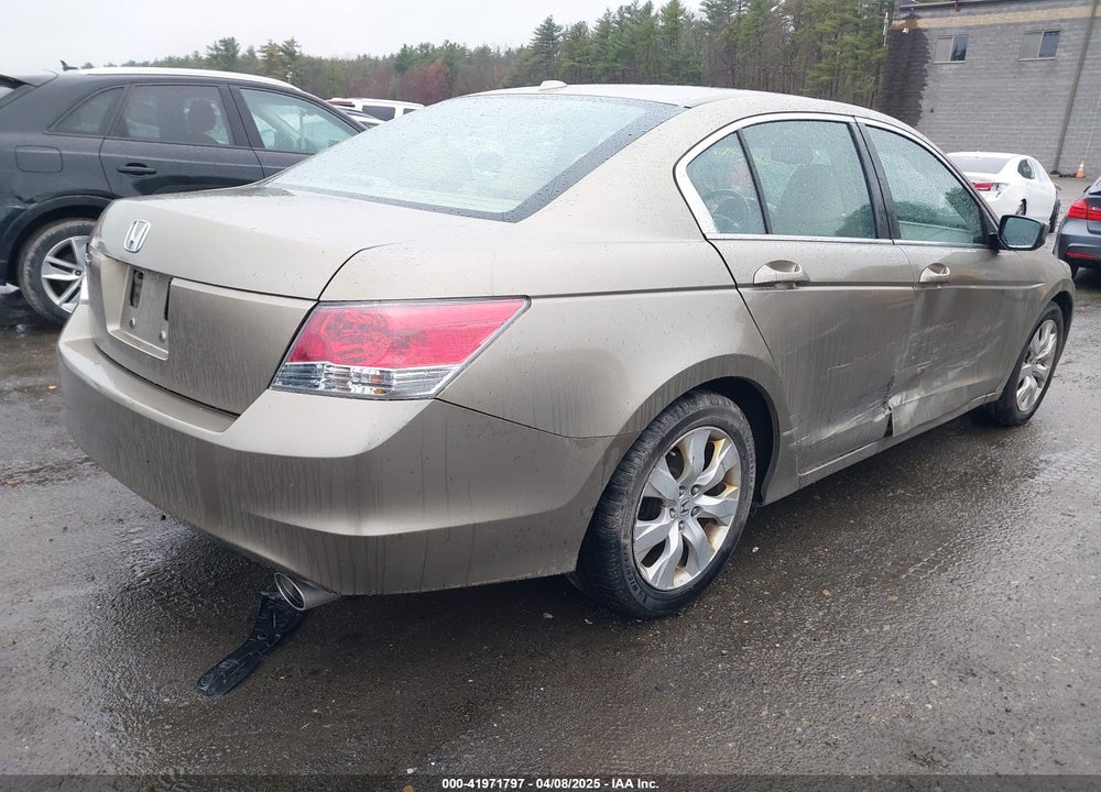 2009 HONDA ACCORD VIN: 1HGCP26879A063185