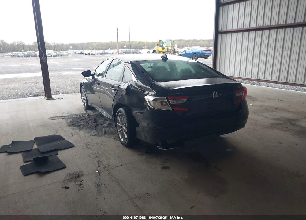 2022 HONDA ACCORD VIN: 1HGCV1F18NA014588