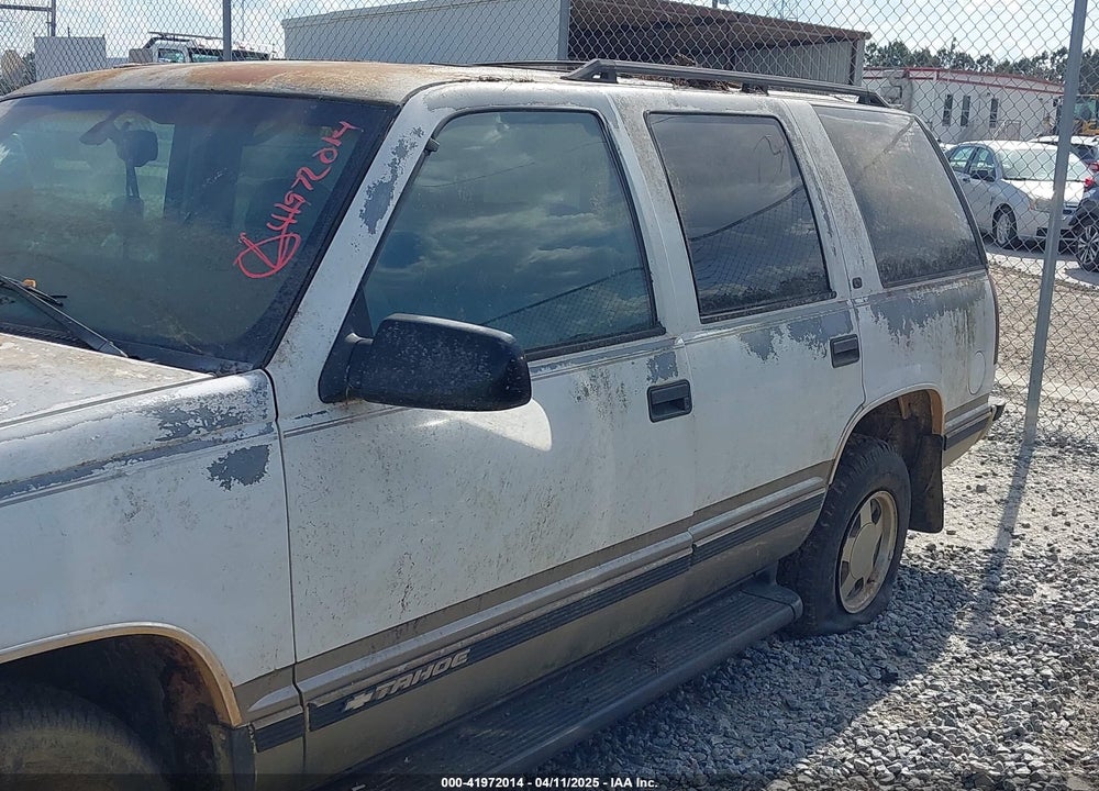1999 CHEVROLET TAHOE LT VIN: 1GNEC13R3XJ539270