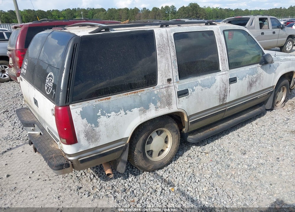 1999 CHEVROLET TAHOE LT VIN: 1GNEC13R3XJ539270