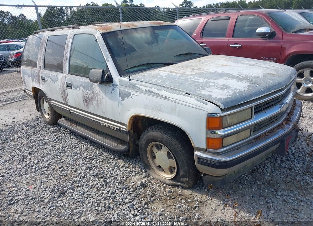 1999 CHEVROLET TAHOE LT VIN: 1GNEC13R3XJ539270