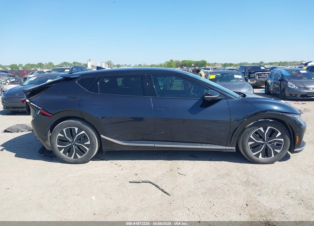 2022 KIA EV6 VIN: KNDC3DLC1N5088861