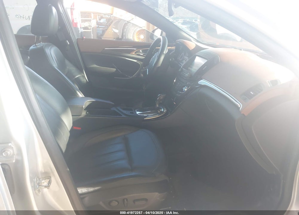 2015 BUICK REGAL VIN: 2G4GN5EX9F9229368