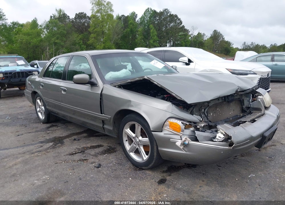 2001 FORD CROWN VICTORIA LX VIN: 2FAFP74W51X131351